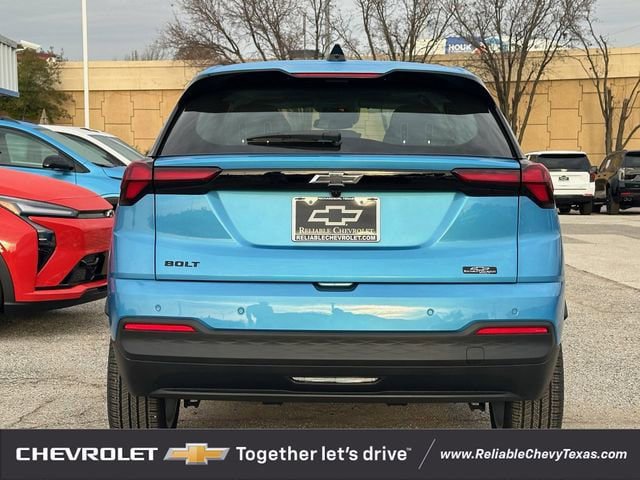 New 2027 Chevrolet Bolt LT FWD image 5