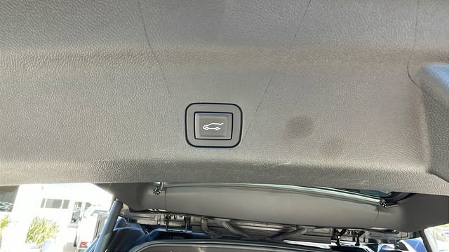 Used 2024 Cadillac Escalade Sport AWD/4WD image 35