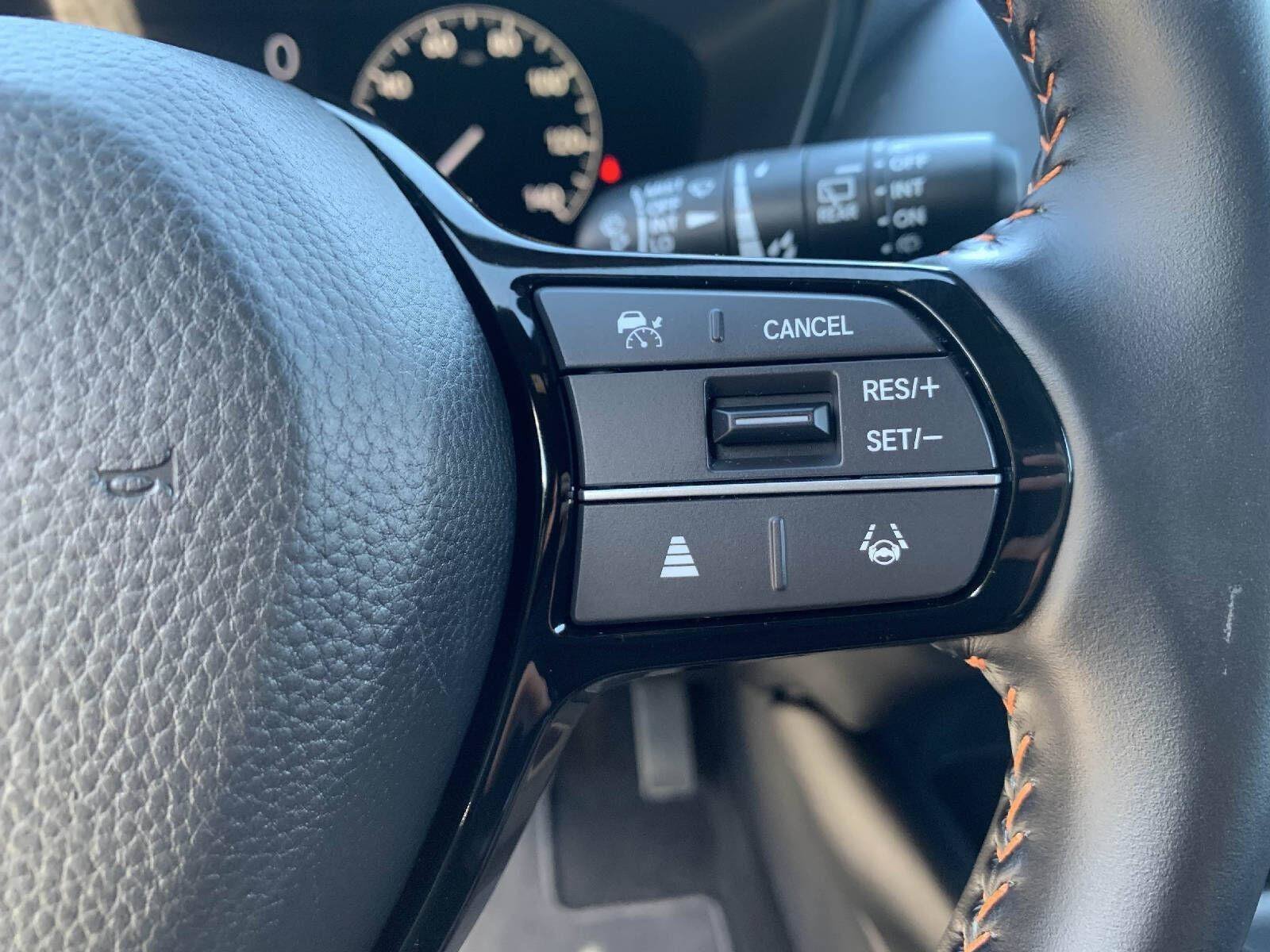 Certified 2025 Honda HR-V Sport image 16
