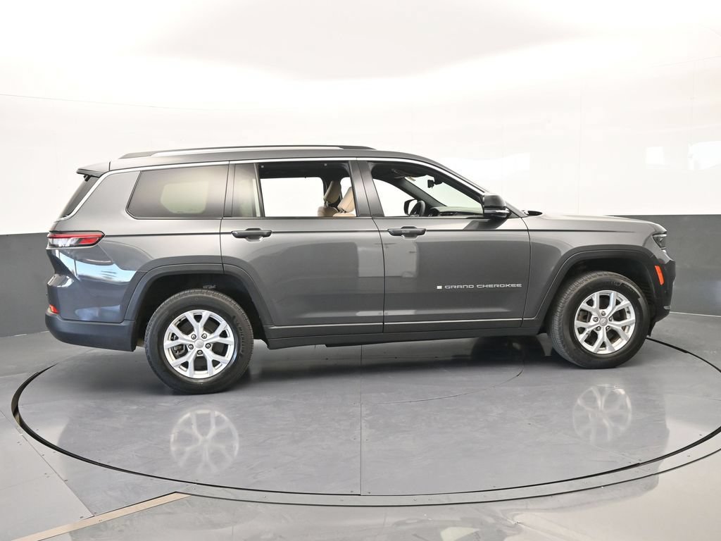 Used 2023 Jeep Grand Cherokee L Limited w/ Luxury Tech Group II AWD/4WD image 7