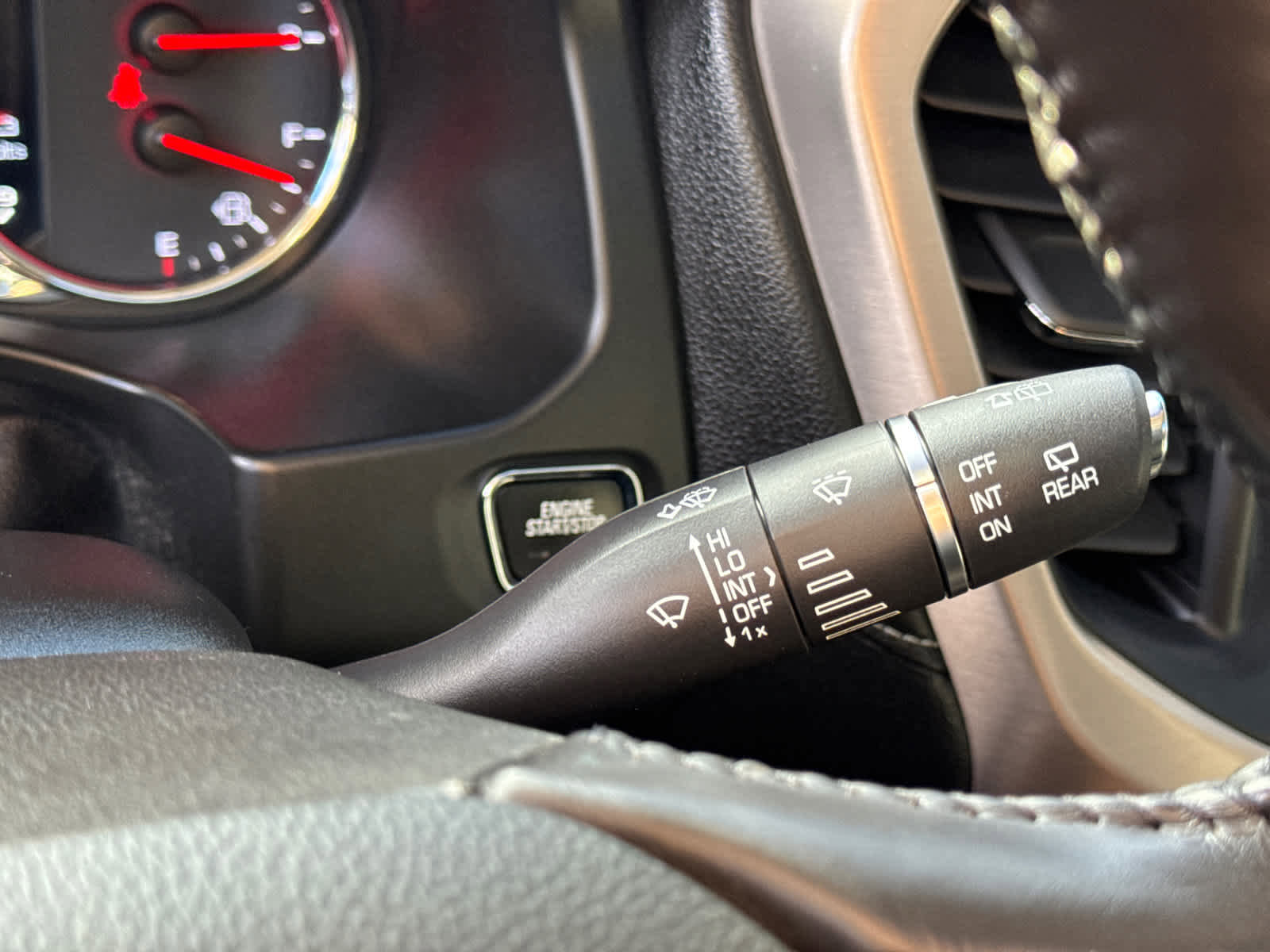 Used 2019 GMC Acadia Denali w/ Technology Package image 19