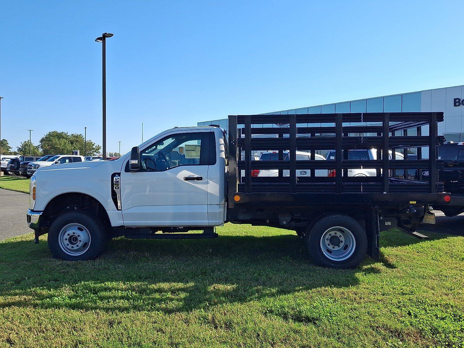 New 2024 Ford F350 XL w/ Snow Plow Prep Package AWD/4WD image 19