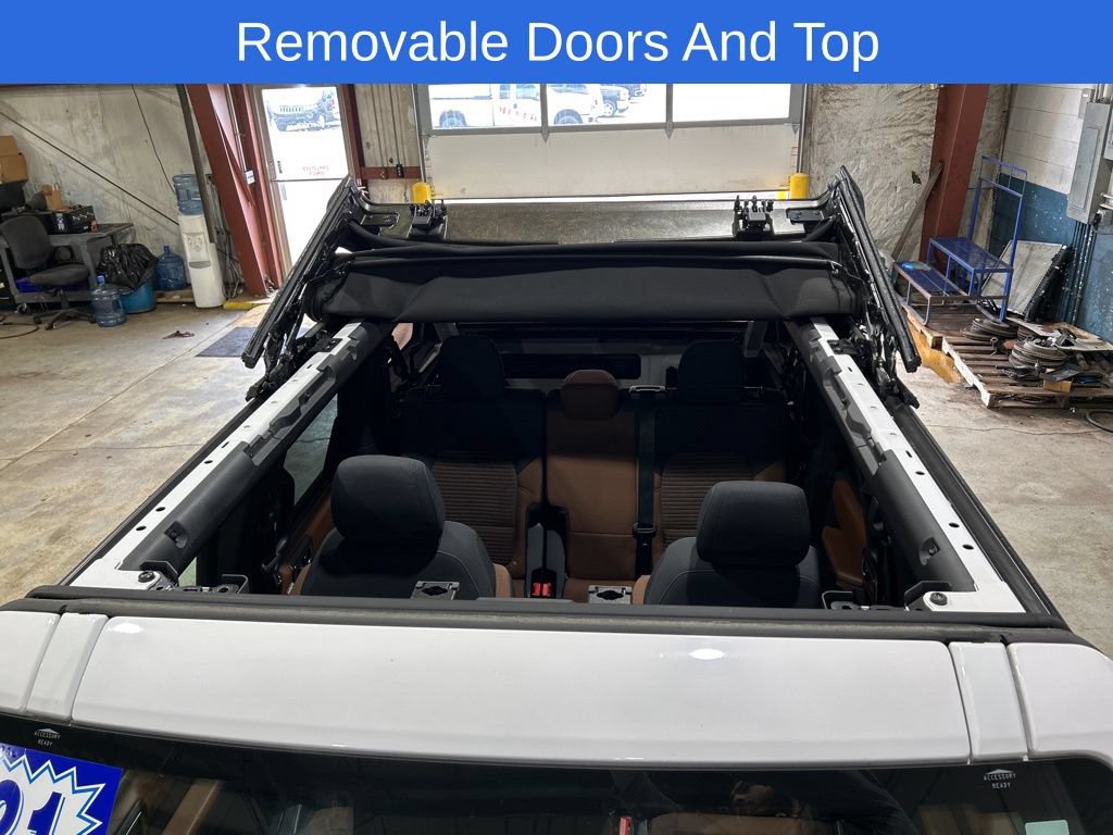 Used 2021 Ford Bronco Outer Banks AWD/4WD image 7