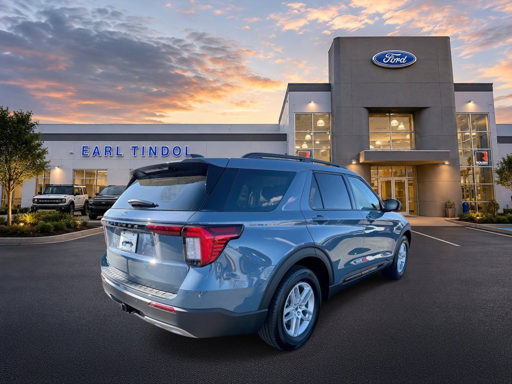 New 2026 Ford Explorer Active w/ Active Comfort Package RWD image 8
