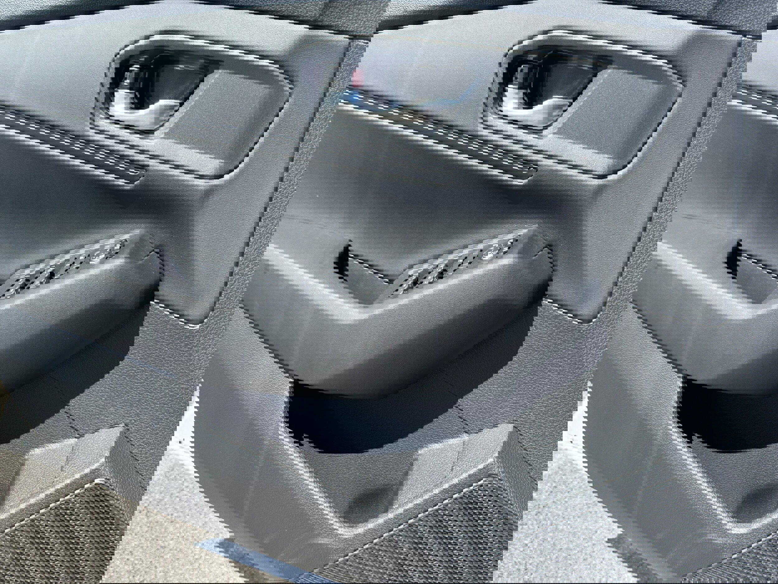 Used 2025 Honda Accord SE image 12