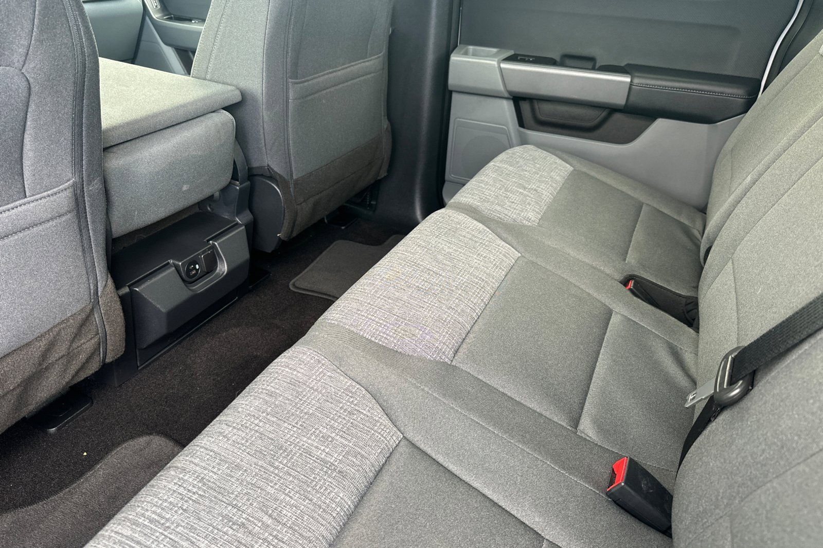 Used 2022 Ford F150 XLT image 13