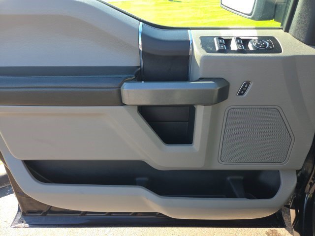 Used 2018 Ford F150 XLT AWD/4WD image 12