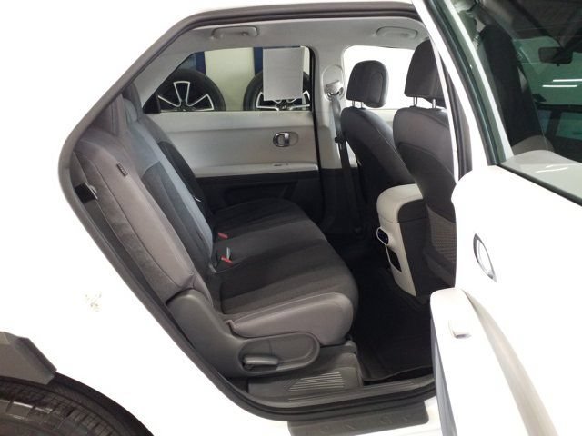 Certified 2024 Hyundai Ioniq 5 SE RWD image 15