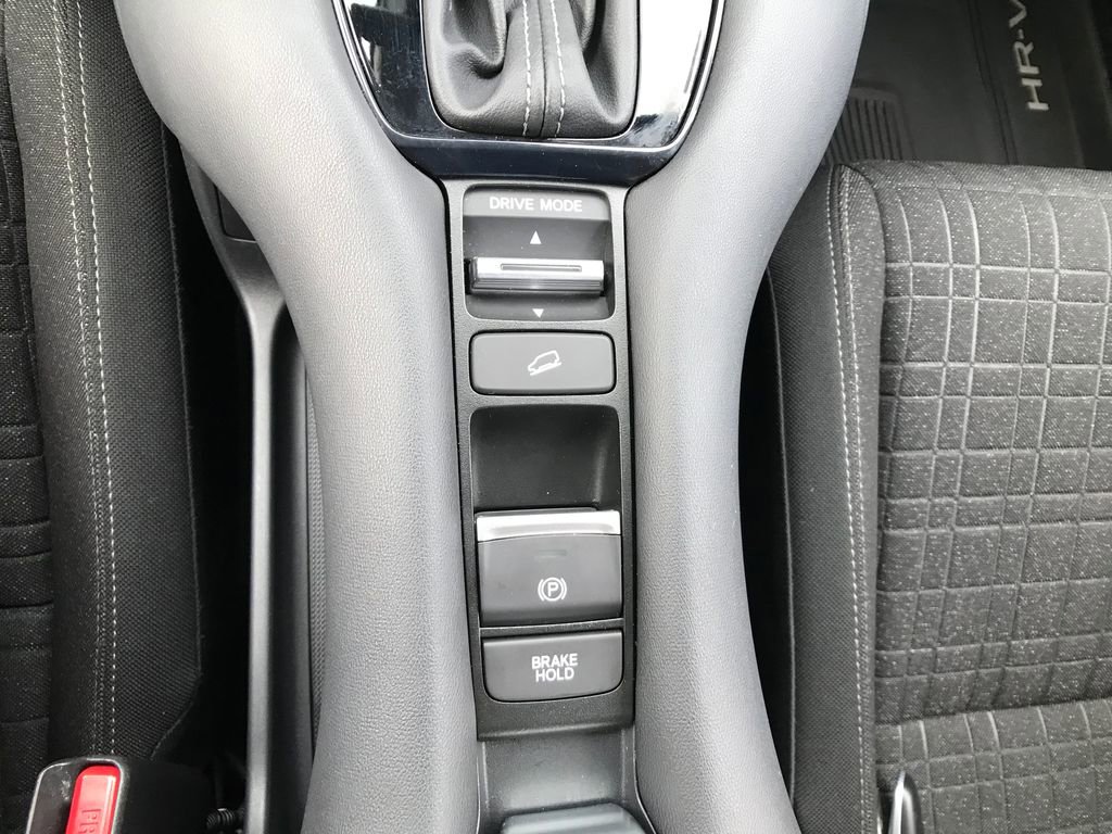 Certified 2023 Honda HR-V LX image 22