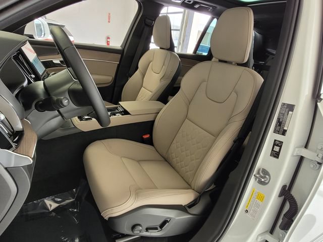 New 2026 Volvo XC90 B6 Plus w/ Protection Package Premier AWD/4WD image 11