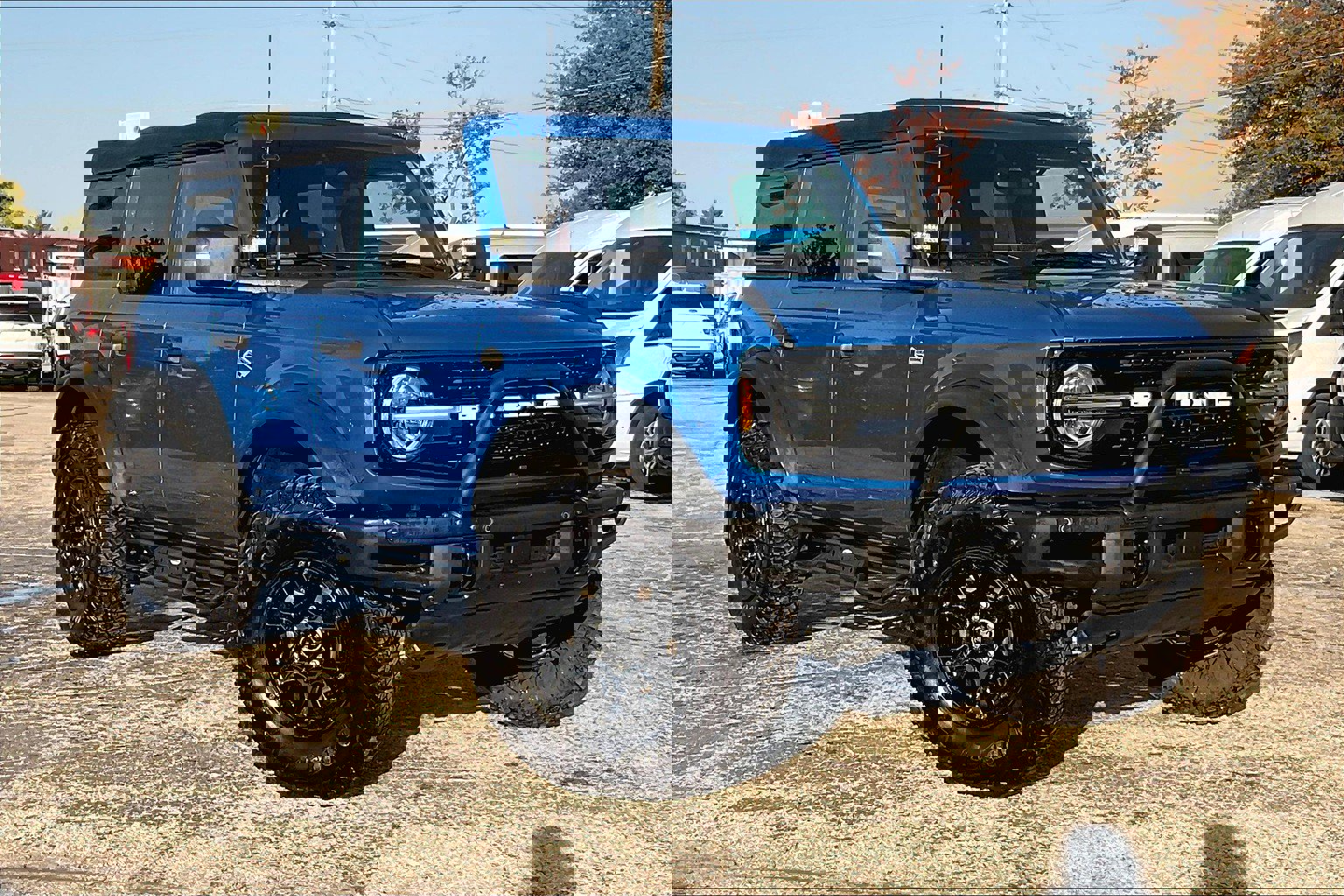 Used 2022 Ford Bronco Wildtrak image 38