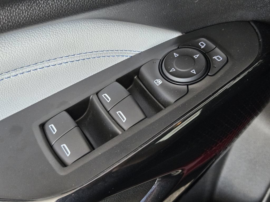 New 2026 Chevrolet Trax LT w/ Driver Confidence Package FWD image 25