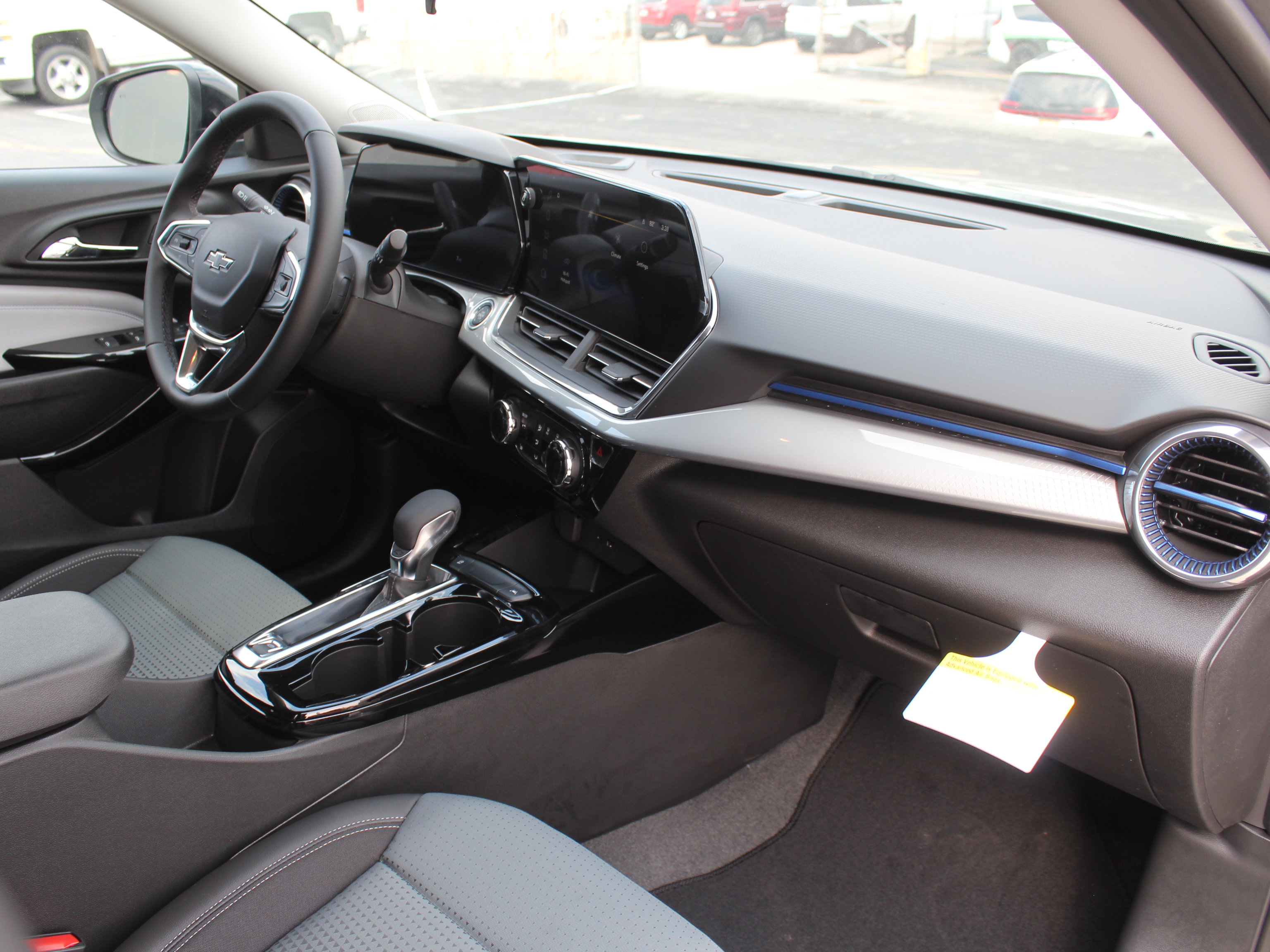 New 2026 Chevrolet Trax LT image 14