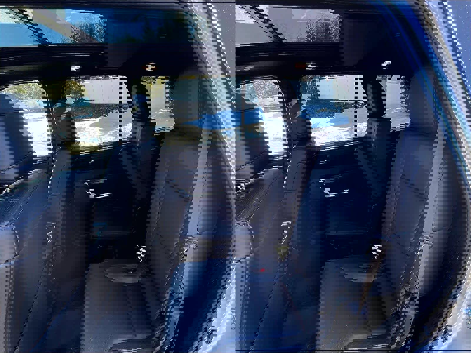 Used 2025 Toyota Sequoia Platinum image 15