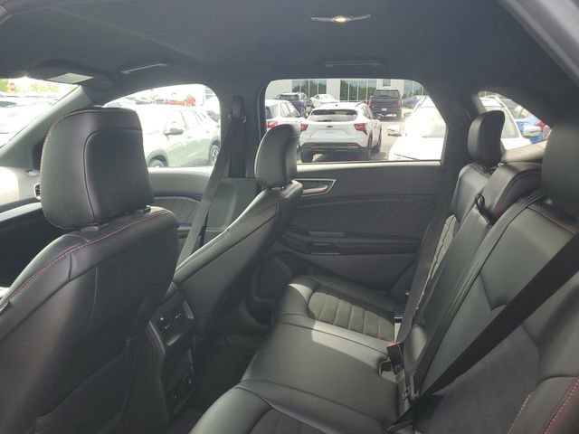 Used 2023 Ford Edge ST-Line AWD/4WD image 9