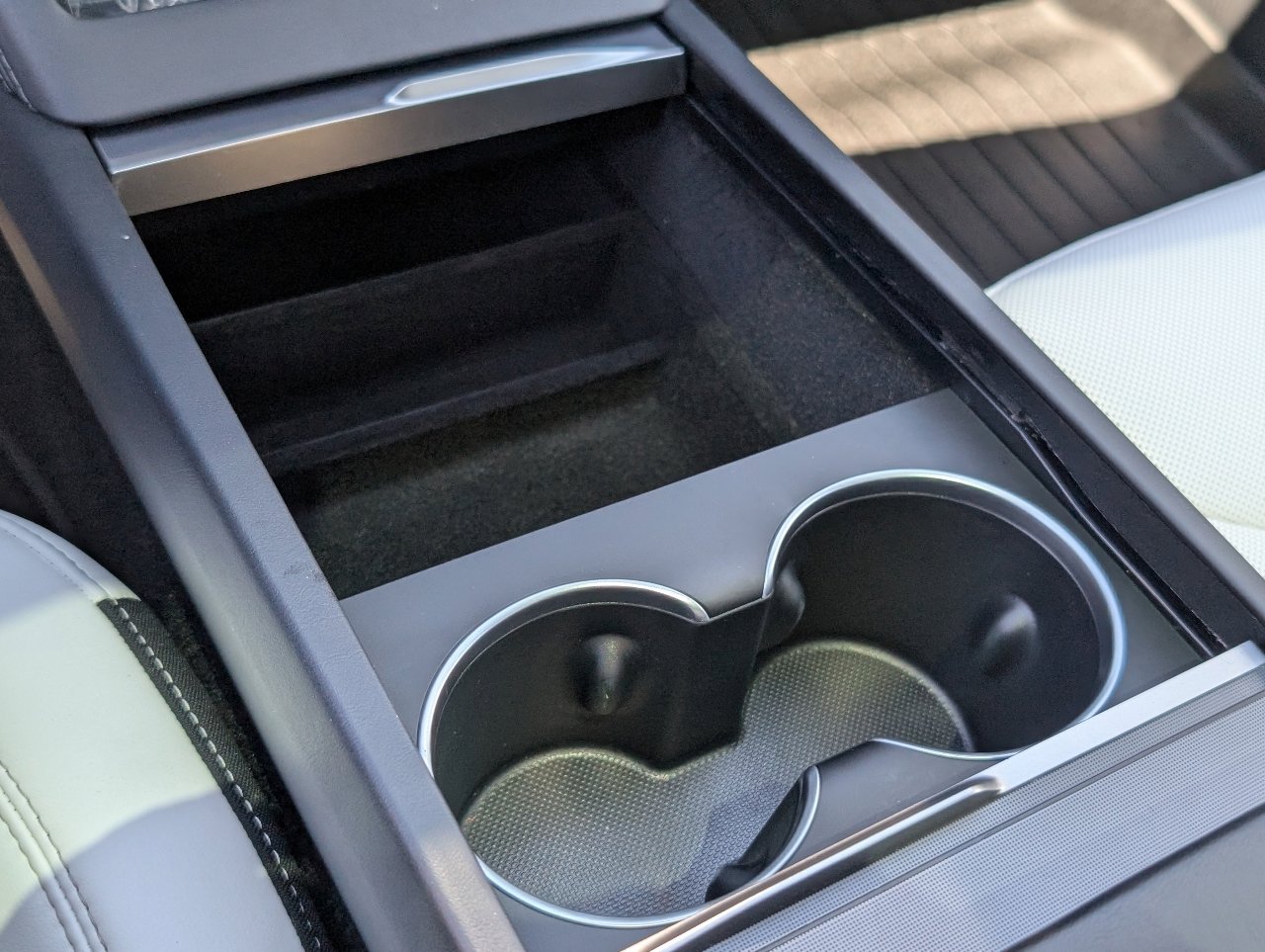 Used 2025 Tesla Model 3 Long Range RWD image 16
