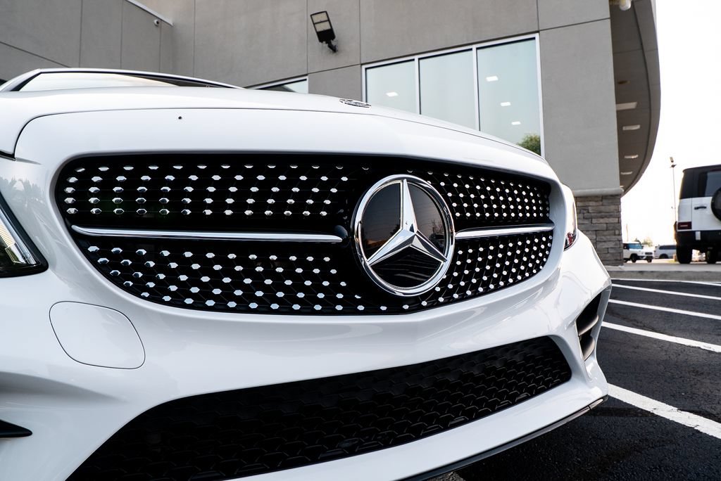 Used 2021 Mercedes-Benz C 300 4MATIC Cabriolet image 4