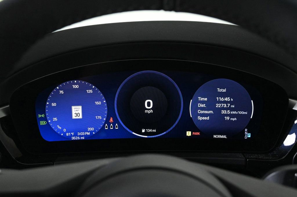 Used 2025 Porsche Macan Electric RWD image 14