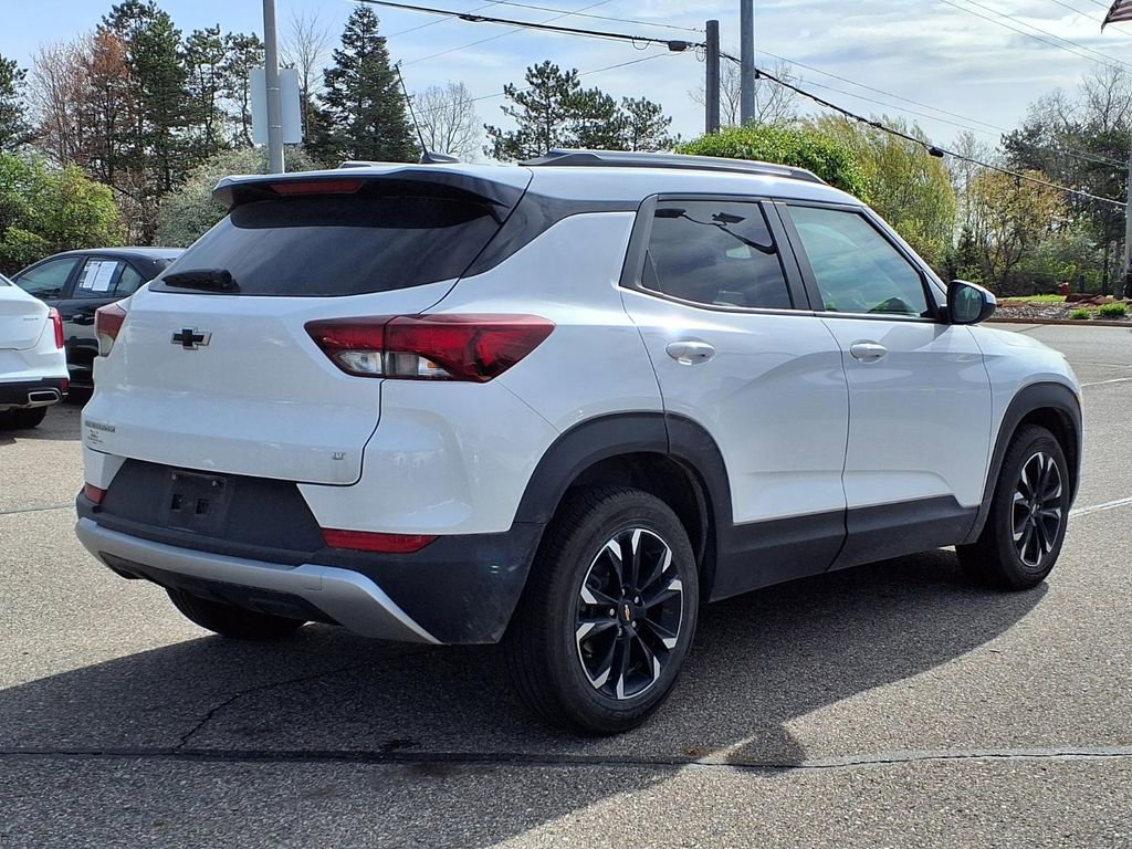 Used 2022 Chevrolet TrailBlazer LT FWD image 5