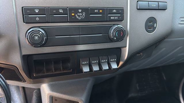 Used 2022 Ford F650 2WD Crew Cab Super Duty image 39