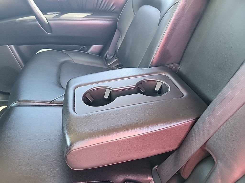 Used 2022 Nissan Armada SL image 39