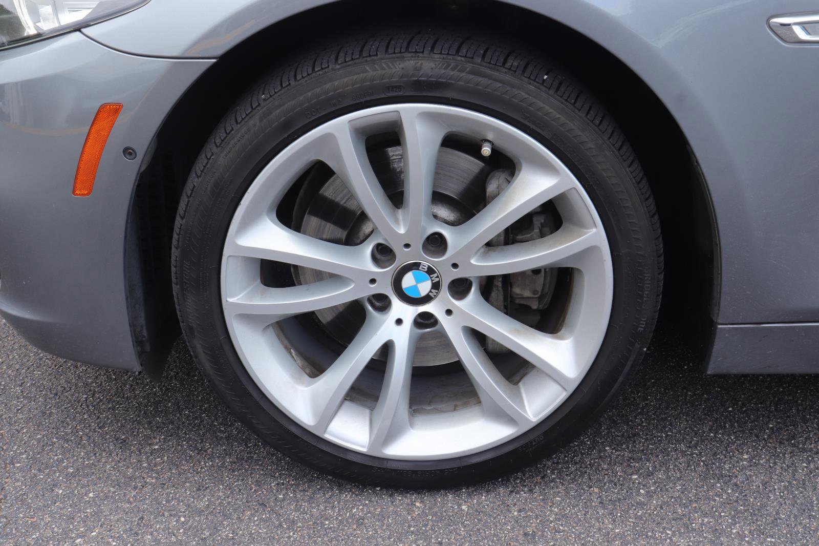 Used 2016 BMW 535i Sedan RWD image 34