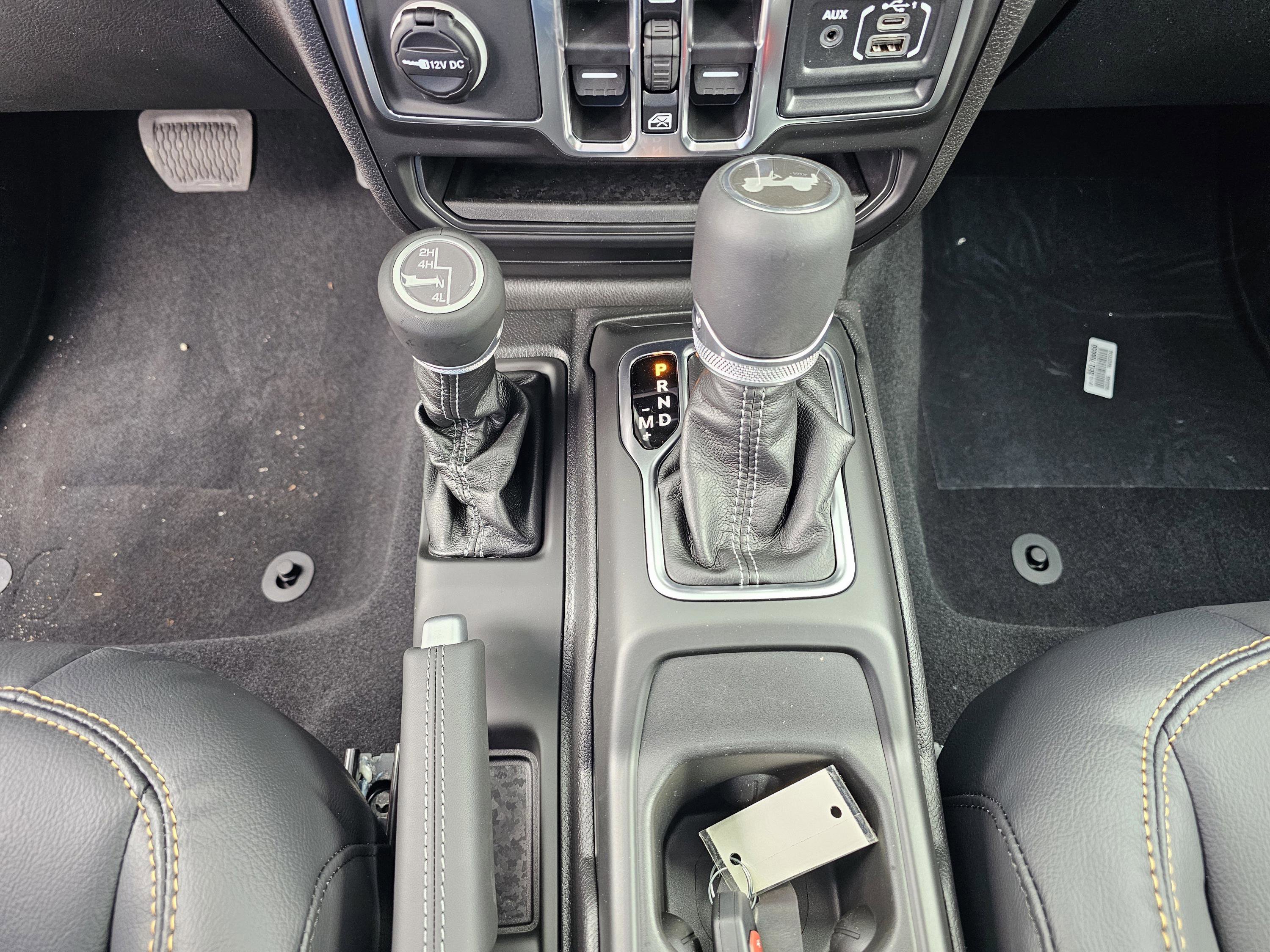 New 2026 Jeep Wrangler Unlimited Sahara AWD/4WD image 25