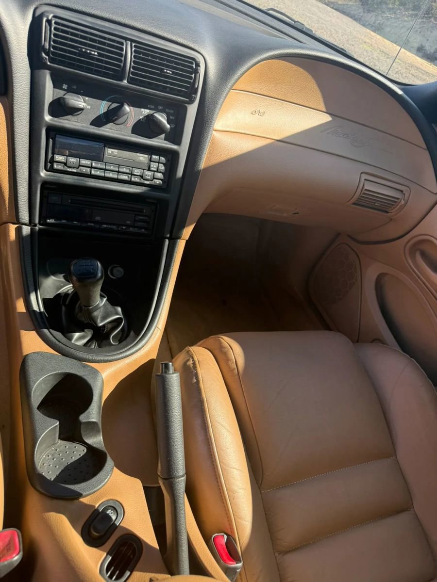 Used 1998 Ford Mustang GT RWD image 15