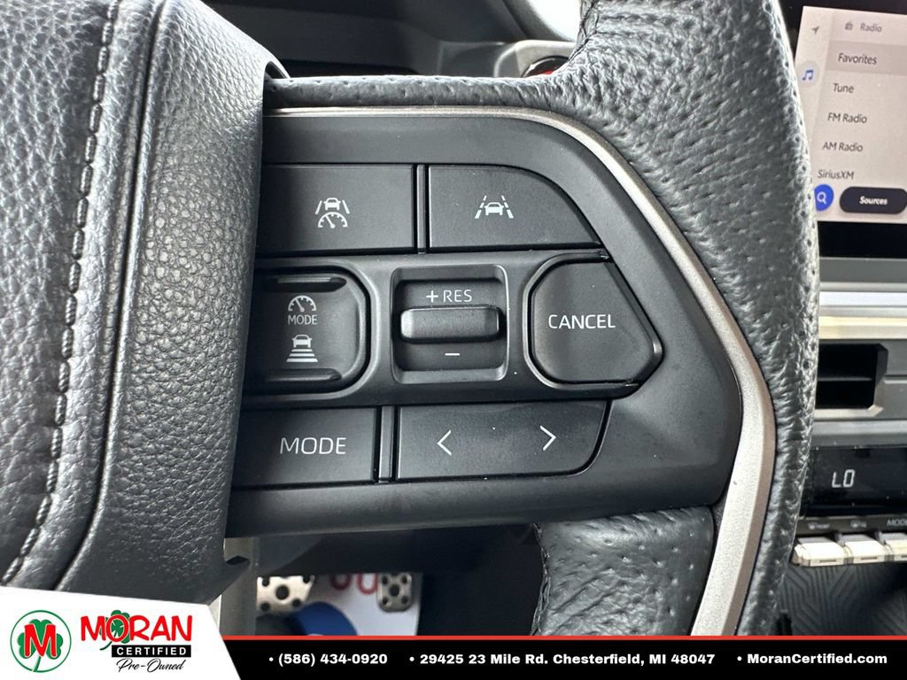 Used 2025 Toyota Tacoma TRD Sport AWD/4WD image 19