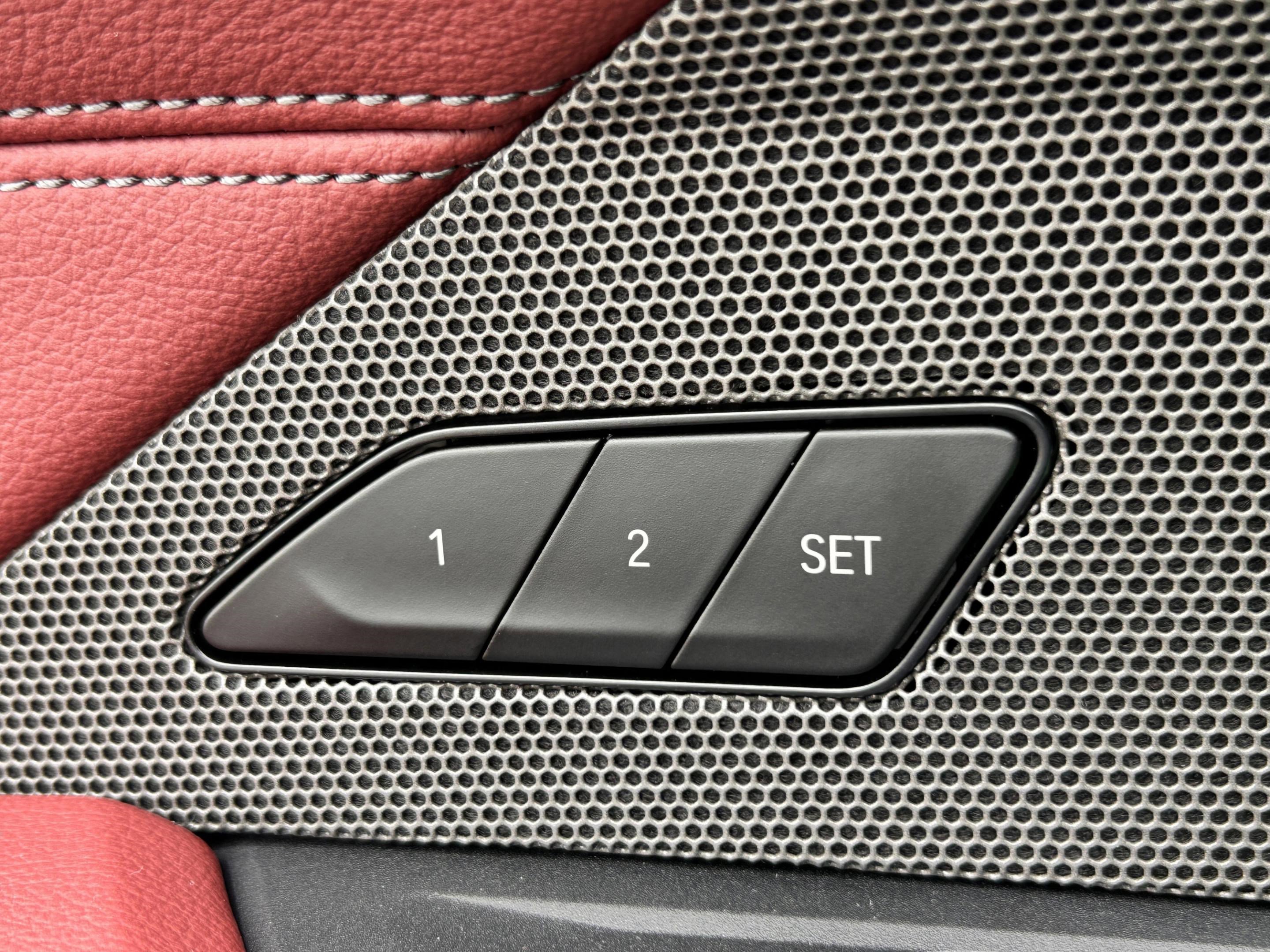 Used 2026 BMW i4 eDrive40 w/ M Sport Package image 24