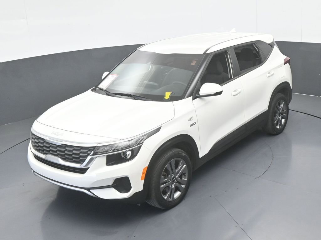 Used 2022 Kia Seltos LX image 39