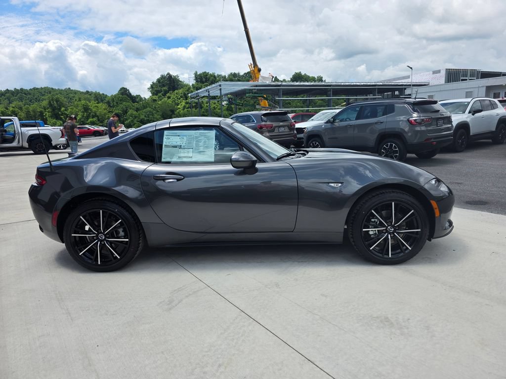 New 2026 MAZDA MX-5 Miata RF Grand Touring RWD image 4