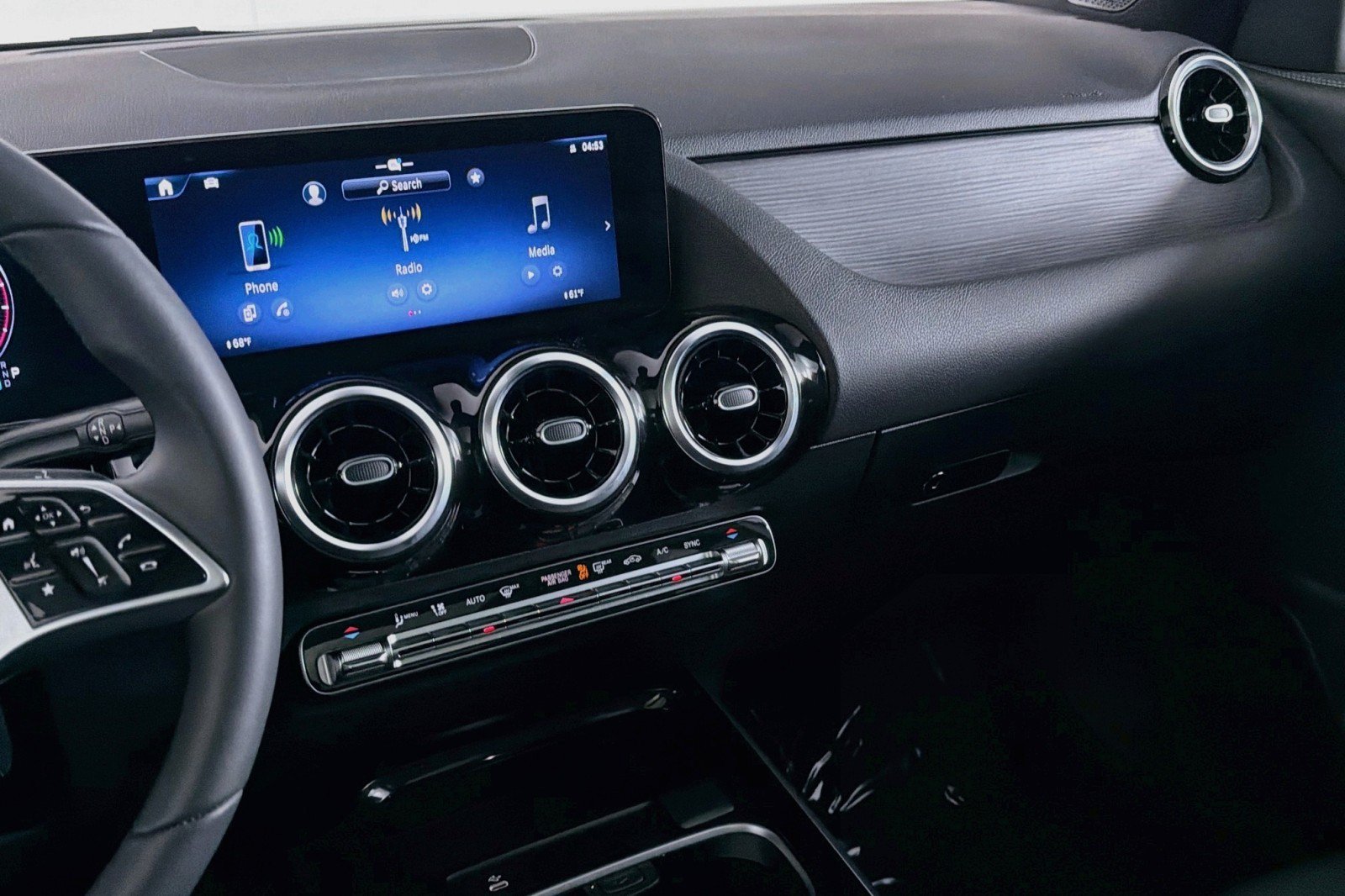 Certified 2026 Mercedes-Benz GLA 250 image 21