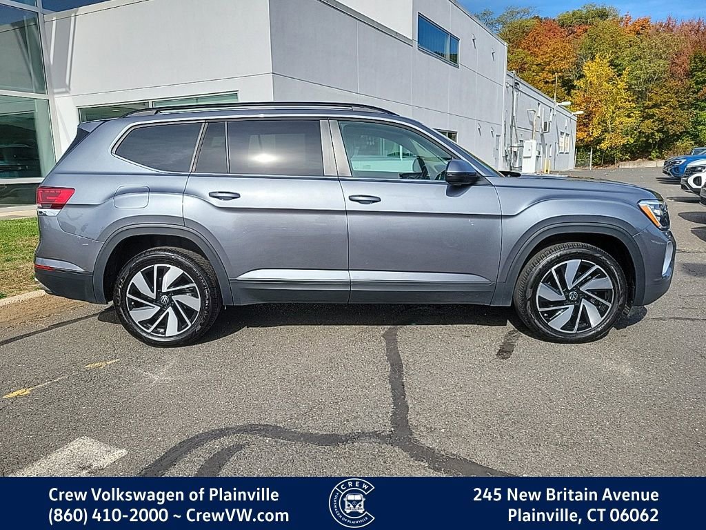 Certified 2024 Volkswagen Atlas SE image 20