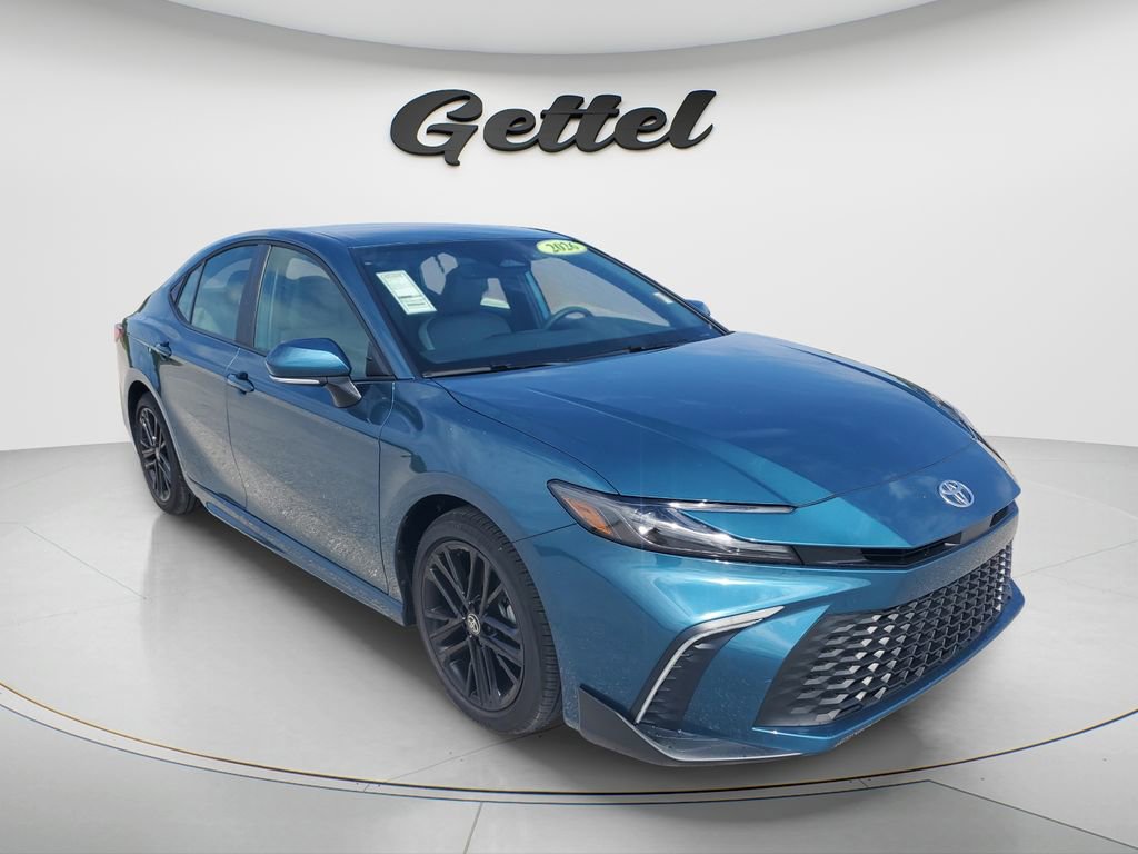 Used 2026 Toyota Camry SE w/ Convenience Package FWD image 3