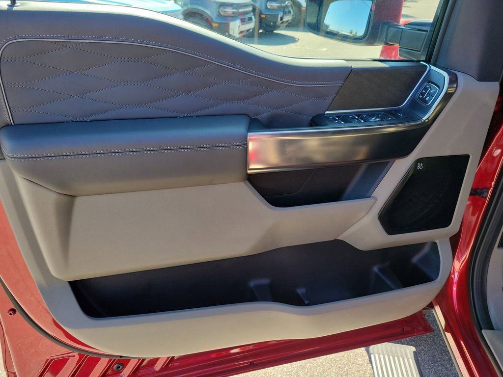 Used 2026 Ford F350 Platinum w/ Platinum Plus Package image 14