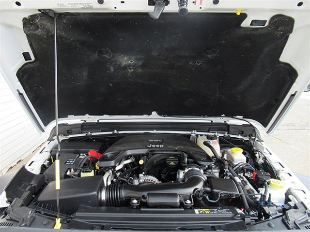 Used 2018 Jeep Wrangler Unlimited Sport image 7