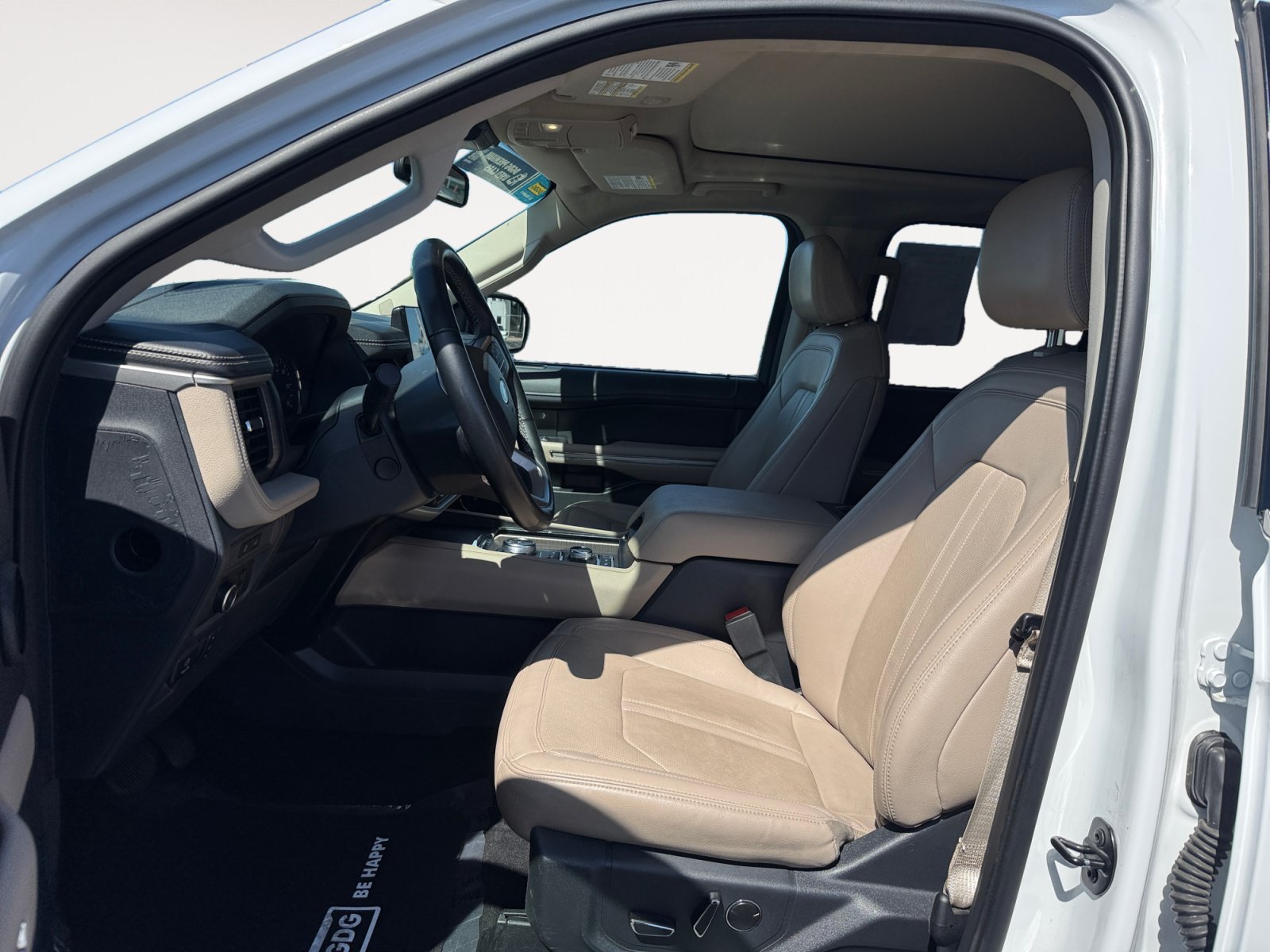 Used 2024 Ford Expedition Max Limited AWD/4WD image 10