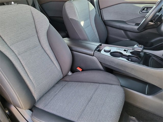 Used 2021 Nissan Rogue S image 16