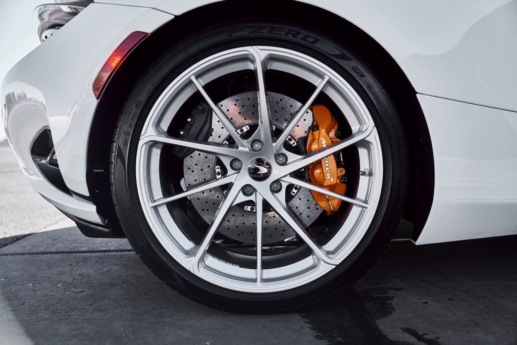Used 2024 McLaren 750S RWD image 25