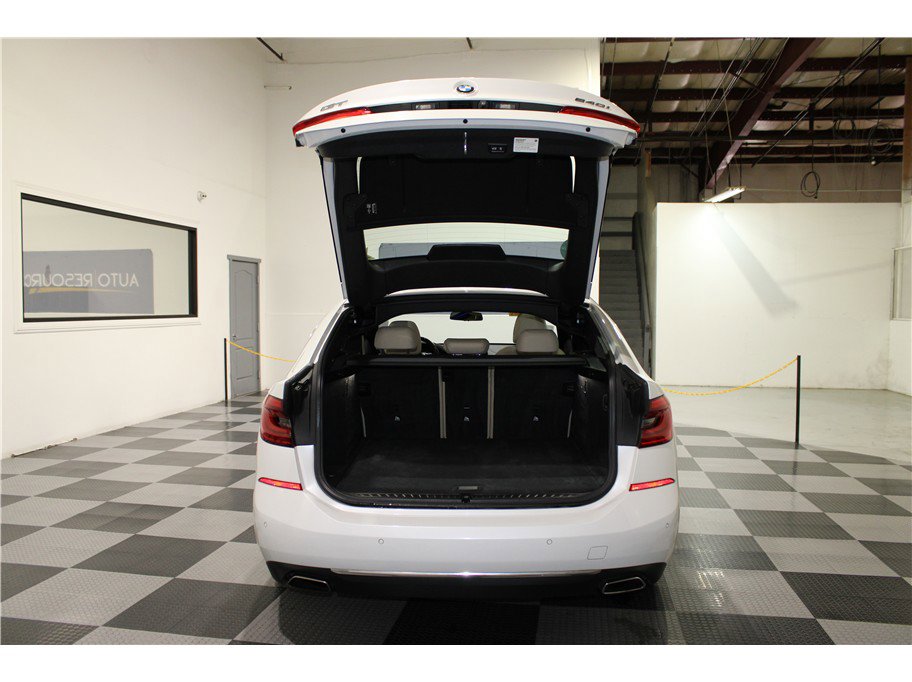 Used 2018 BMW 640i Gran Turismo xDrive w/ M Sport Package image 24