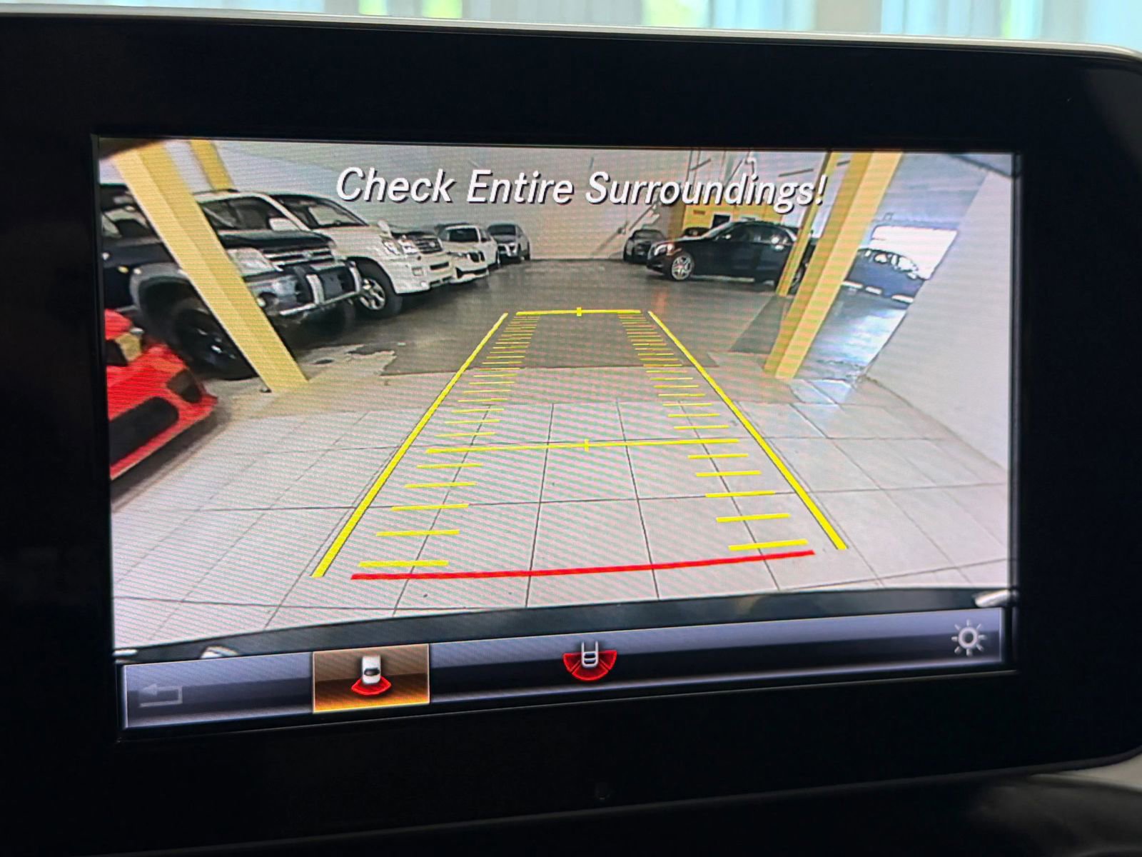 Used 2018 Mercedes-Benz C 300 Sedan w/ AMG Line image 27