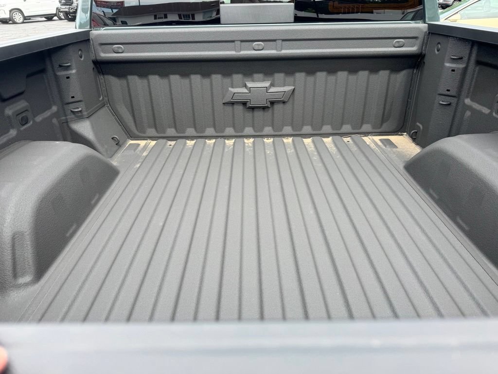 Certified 2025 Chevrolet Silverado 1500 LTZ AWD/4WD image 5