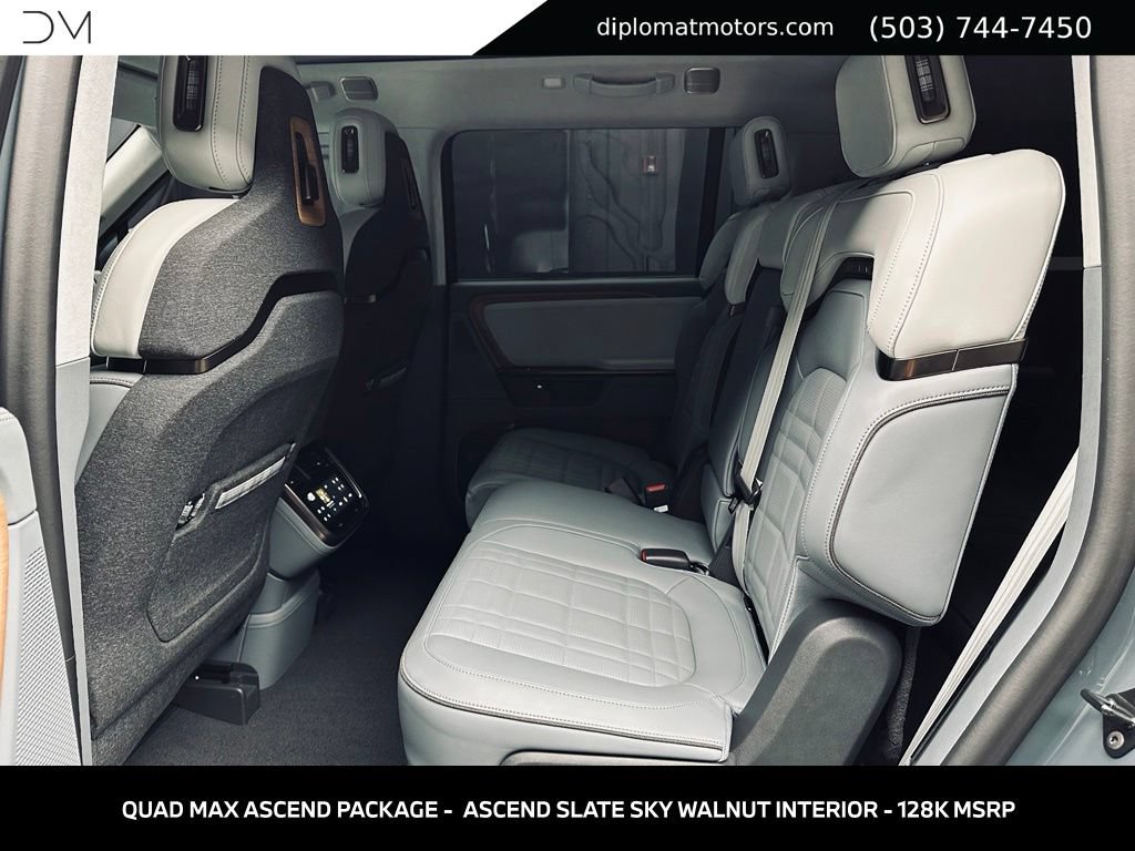 Used 2026 Rivian R1S Premium AWD/4WD image 24