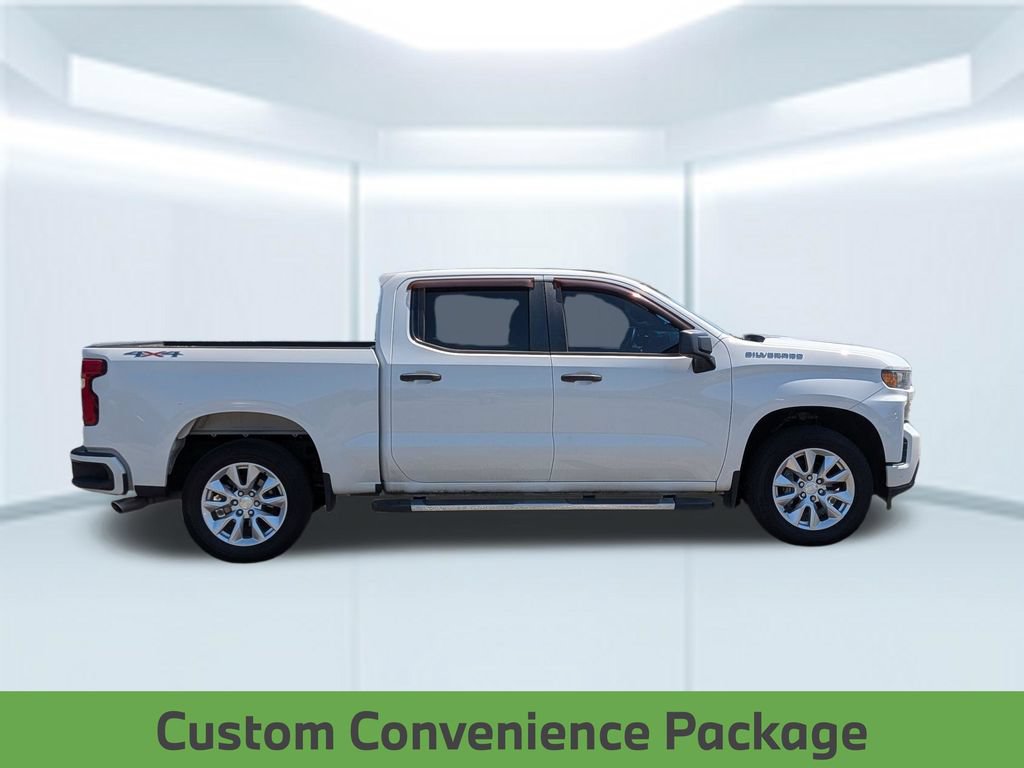 Used 2020 Chevrolet Silverado 1500 Custom w/ Custom Value Package AWD/4WD image 9