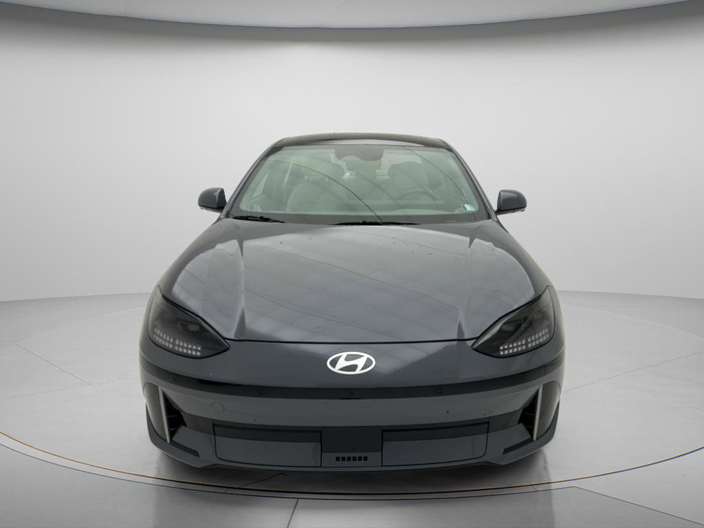 Used 2023 Hyundai Ioniq 6 Limited AWD/4WD image 2
