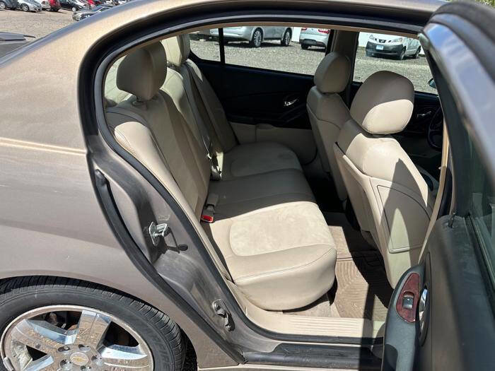 Used 2007 Chevrolet Malibu LTZ FWD image 28