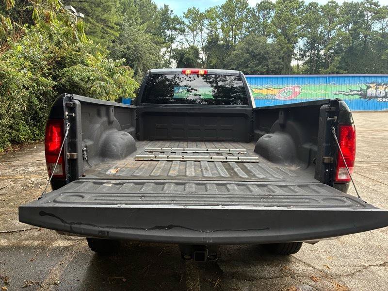 Used 2014 RAM 2500 Tradesman w/ Chrome Appearance Group AWD/4WD image 9