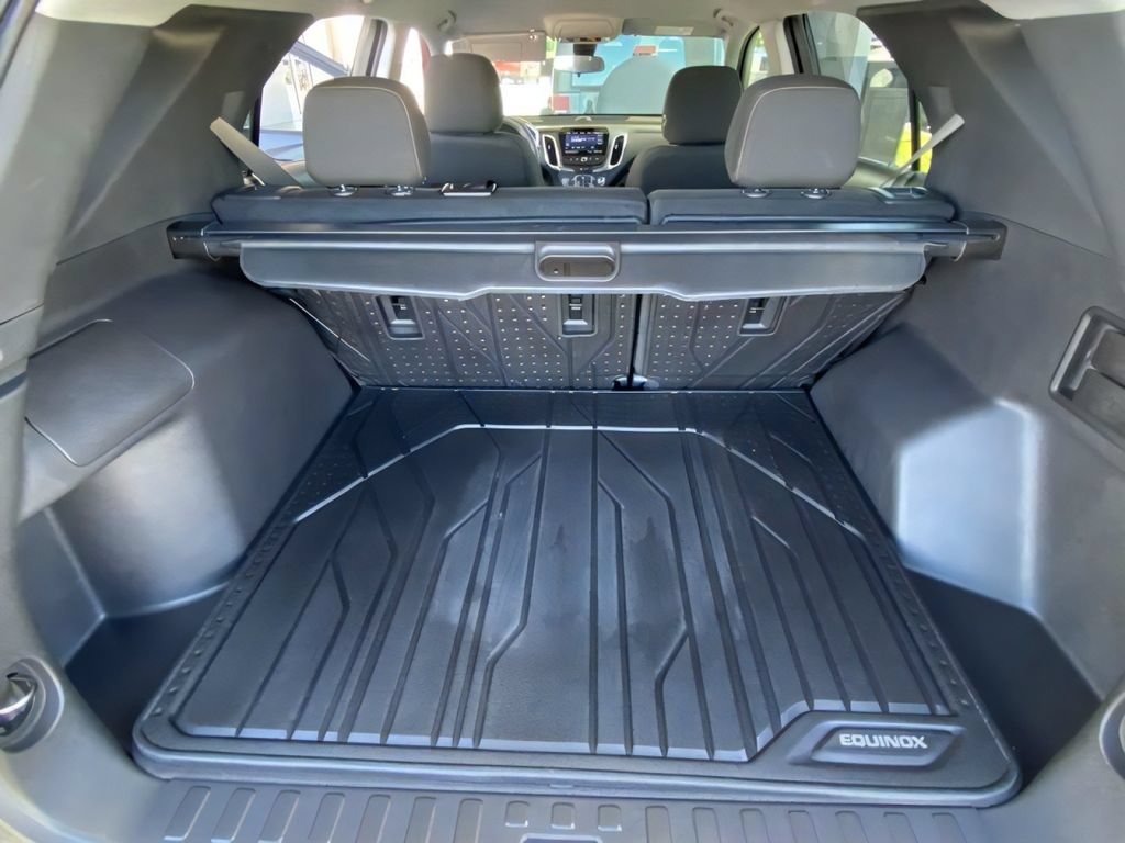 Used 2023 Chevrolet Equinox LT FWD image 28