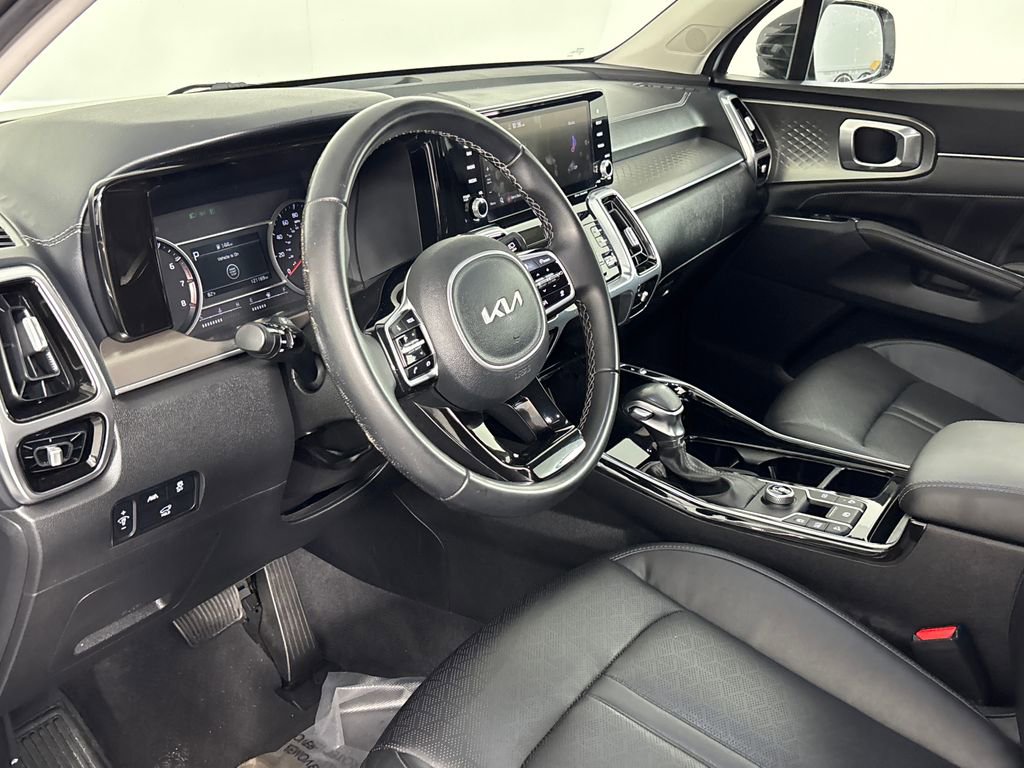 Used 2022 Kia Sorento SX image 7